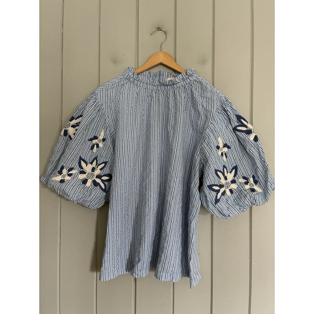 Ivy Jane Seersucker Floral Top L Large Stripe Embroidered Blue Puff Sleeves